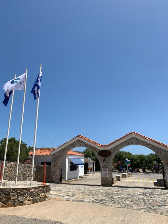 Simos Camping Elafonisos & Bungalows Eksteriør bilde